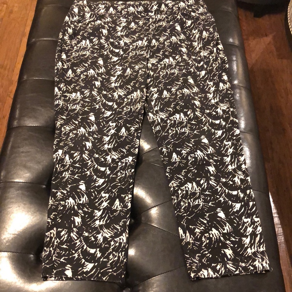 Chico’s Travelers, 2.5R, cute & comfy,93%rayon
